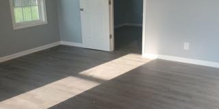 1 BD AVAILABLE NOW. $600 PER MONTH. NEW STAINLESS STEEL APPLIANCES and UPDATES!! Gallery 1