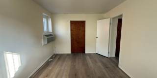 Gross Street Gallery 74