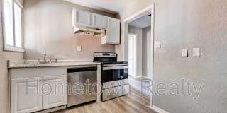 2122 N Glen Ellyn Street Gallery 8