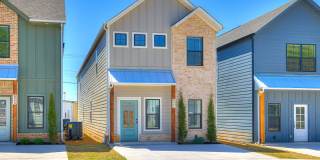 Brand New Duplexes Downtown Edmond Gallery 1