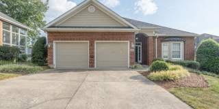 Beautiful 3-Bedroom, 3-Bath Home with Lake View Gallery 1