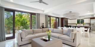 Diamond Head Villa: Luxury Gold Coast Retreat w/ Pool, Jacuzzi & Beach Access Gallery 3