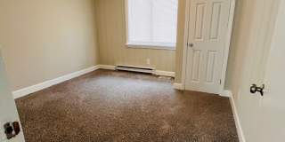 three bedroom duplex with ALL utilities included three bedroom duplex with ALL utilities included Gallery 10