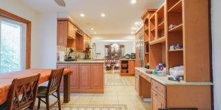 32 Eileen Way Gallery 19