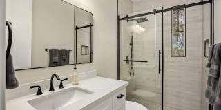 9572 E Mountain Spring Road Gallery 22