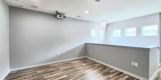 6913 S Wall St Gallery 35
