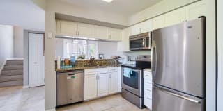 13201 Glenmoor Drive Gallery 10