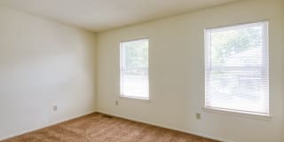 The Everett Gallery 27