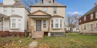 $1200 3 bedrooms Gallery 1