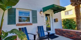 Seasonal Short-Term Venice Island Townhouse Steps from Venice Beach! Gallery 7