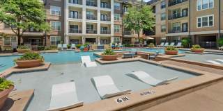 Alma on Maple Gallery 11