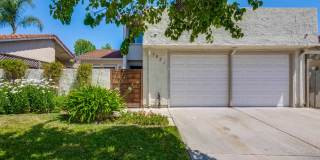 Beautiful 3 bedroom 2 bath Single Family Home $5200 Gallery 1