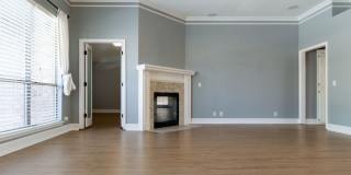 Luxurious Oasis with Poolside Serenity: Discover 17300 Zinc Drive, Edmond Gallery 11