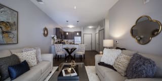 The Ivy at Berlin Place Gallery 1