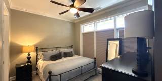 230 S Tryon - T.R. Lawing Realty Property Gallery 9