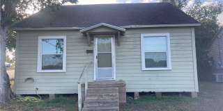 211 Lackey Gallery 1