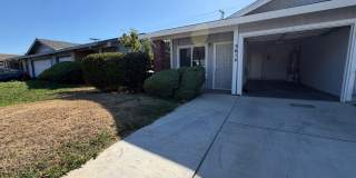 Fully Renovated 2-Bedroom Home with Spacious Backyard – Move-In Ready in Sacramento Gallery 1