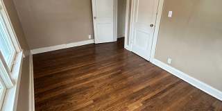 5405/5407 Harrison St. Gallery 11
