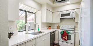 5640 E BELL Road Gallery 11