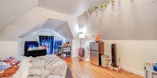 Charming 5-Bedroom Home with Exposed Brick and Modern Upgrades Gallery 43