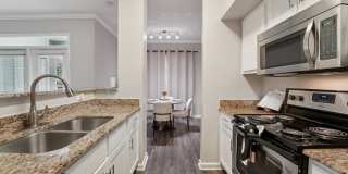 The Milano Gallery 17