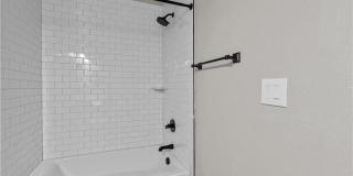 1408 Quiet Court Gallery 36