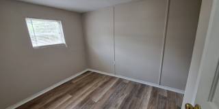 1BR/1BA updated mobile home close to I10 and Pine Forest Rd Gallery 11