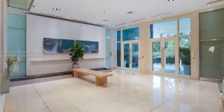 2101 Brickell Ave Gallery 21