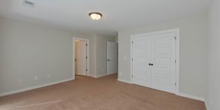 44 Maple Leaf Drive Gallery 13