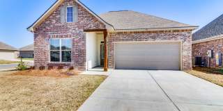Spacious 4 Bed 2.5 Bath Home in Youngsville Gallery 1