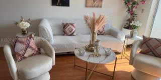 2998 E Sunrise Lakes Dr Gallery 1