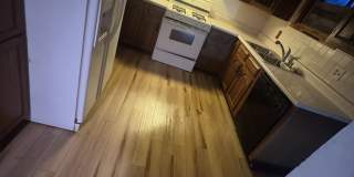 96 Ziegler Ave Gallery 2