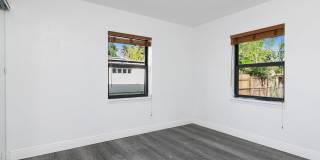 233 Southwest 21st Street Gallery 13