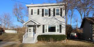 609 1/2 Blakely Street unit: 609 Gallery 1