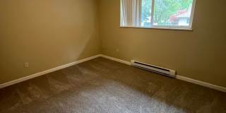 18950 NW Shadow Lane ~ Beautifully Refreshed Unit Gallery 11