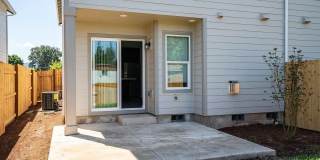 Newly Built 3 Bed / 3 Bath Duplex! $500 Amazon Gift Card! First 1.5 Month's Rent Is Free! Gallery 6