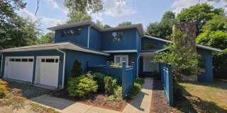 26 LAS BRISAS Boulevard Gallery 1