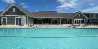 Wren | 3 Bed 2.5 Bath | Garage | 1729 sf | $2831 - $3114 | 8, 9, 10, 12, 14, and 15 month lease terms Gallery 121