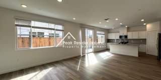 Newer Sacramento 4bd/2.5ba Home! Gallery 5