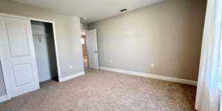 Heritage Oaks gated community 3/2.5/2 Townhome Gallery 44