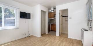 PRIVATE DETACHED STUDIO • PRIVATE FENCED YARD • GOLDEN HILL PRIVATE DETACHED STUDIO • PRIVATE FENCED YARD • GOLDEN HILL Gallery 1
