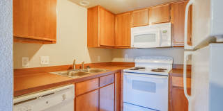 Forrest Brook Apartments and Townhomes Gallery 4