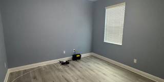 Spacious 5-Bedroom Riverview Home Gallery 50