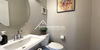 Updated 4bd/3.5ba Natomas Home with Garage! Gallery 15