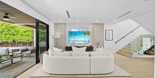 550 NW 42nd St Gallery 8