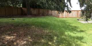 $500 OFF First 2 Months – Spacious 4BR/3BA Home with BRAND-NEW Carpet Throughout, Fenced Yard & 2-Car Garage in Tigard! Gallery 3