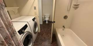 Charming Downtown Sonoma Condo – 2bd/1ba – Water & Garbage Paid! Gallery 19