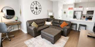 FURNISHED ONE BED IN ANNAFELD Gallery 1
