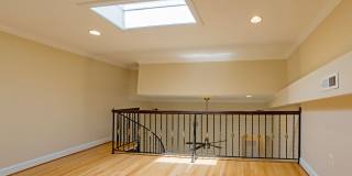 3 Story Condo w/ Loft in Bloomingdale NW!! Walking Distance to 2 Metros! Gallery 20