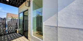 AMAZING NEW CONSTRUCTION UNIT NEAR DOWNTOWN Gallery 3